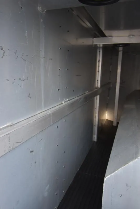 2008 C and C Trailers 4 Horse Bumper Horse Trailer - Image 17