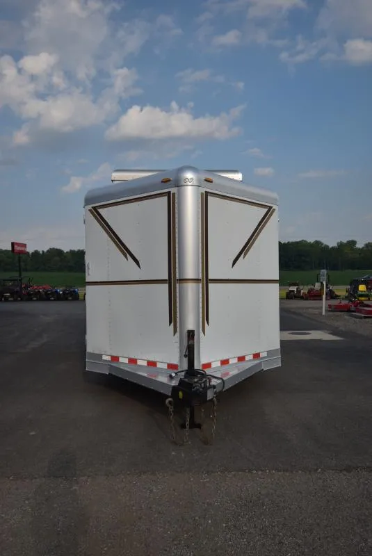 2008 C and C Trailers 4 Horse Bumper Horse Trailer - Image 19